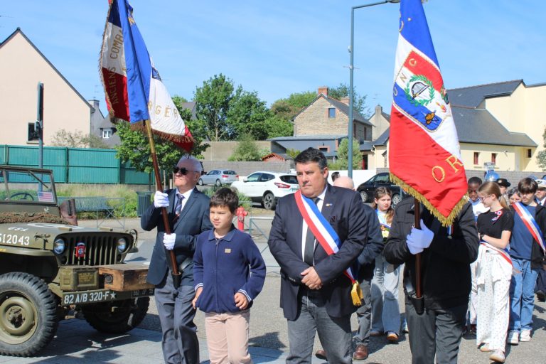 Jeunes et anciens réunis derrières nos trois couleurs