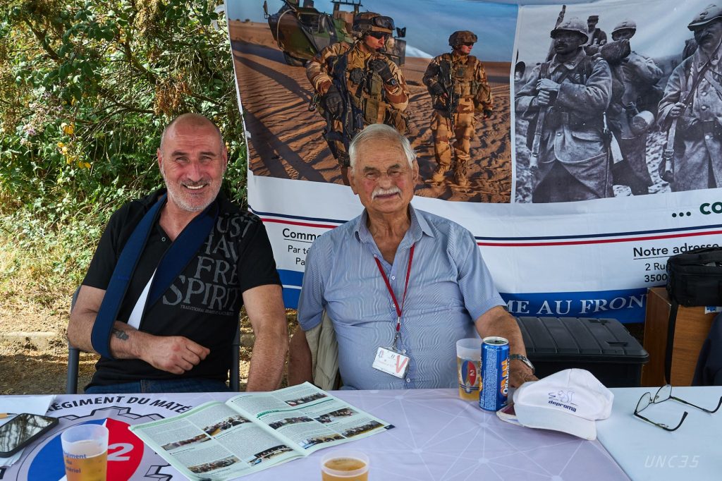 anciens du 2RMat et de l'UNC de BRUZ